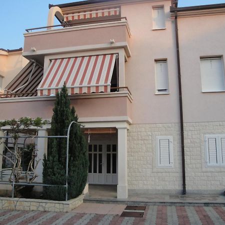 Apartment Svrco Жаборич Екстериор снимка