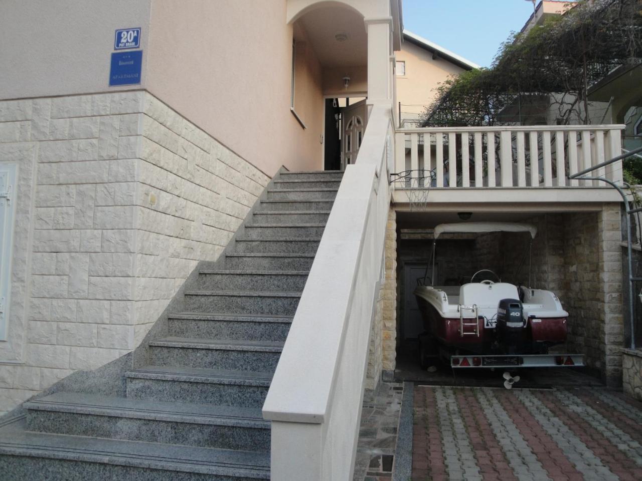 Apartment Svrco Жаборич Екстериор снимка